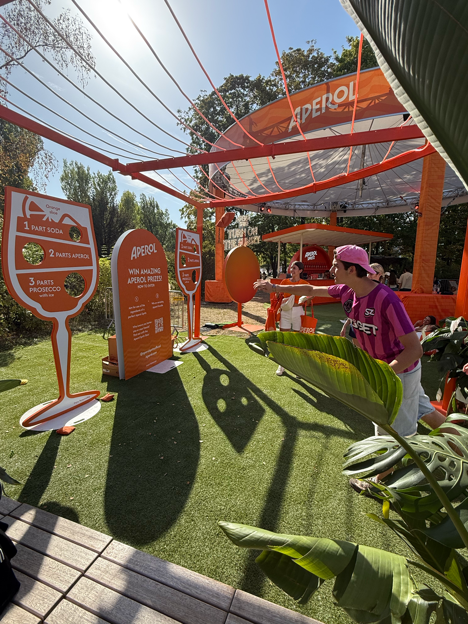Sziget Aperol Spritz revolvers creative 3